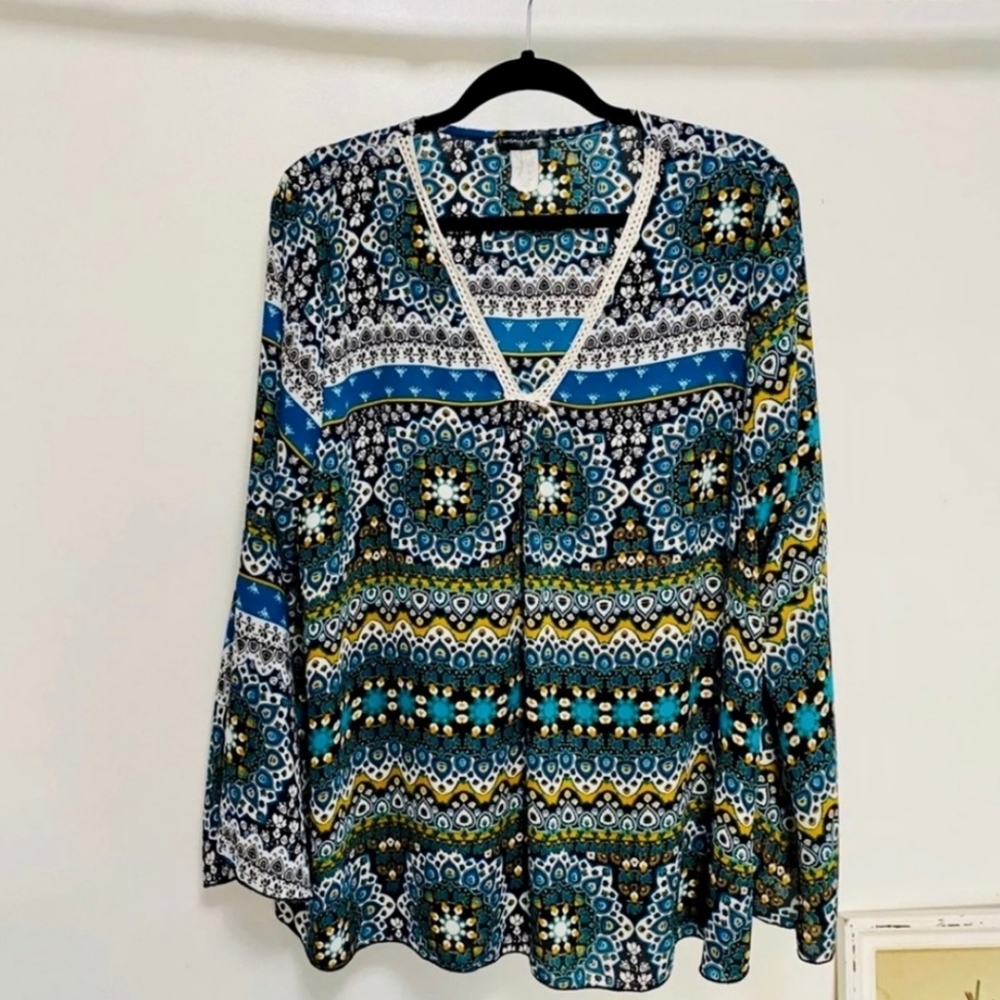 Boho bell sleeve top by Urban Episode.